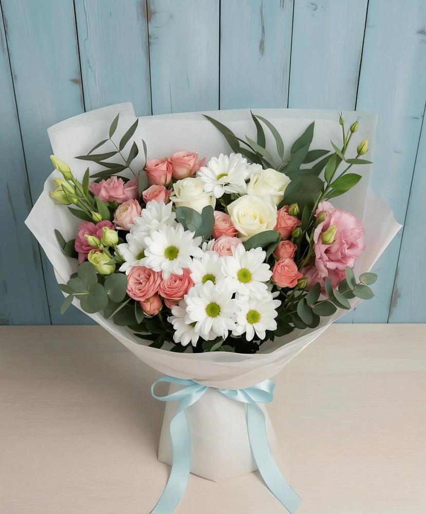 Букет цветов из: Розы, Лизиантусы и Хризантемы в Серебряных Прудах