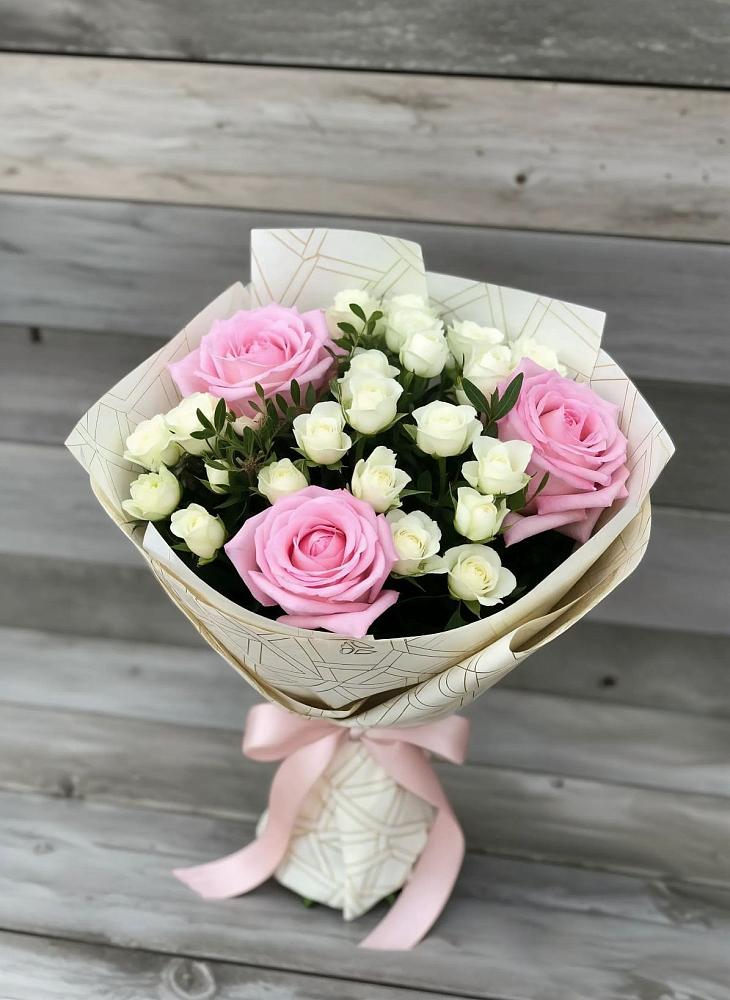 Букет цветов из: Розы в Серебряных Прудах