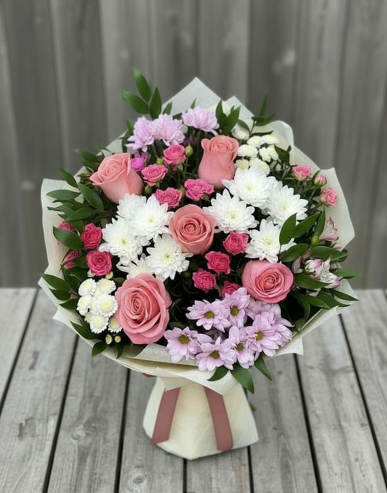 Букет цветов из: Альстромерии, Гвоздики, Розы и Хризантемы в Серебряных Прудах