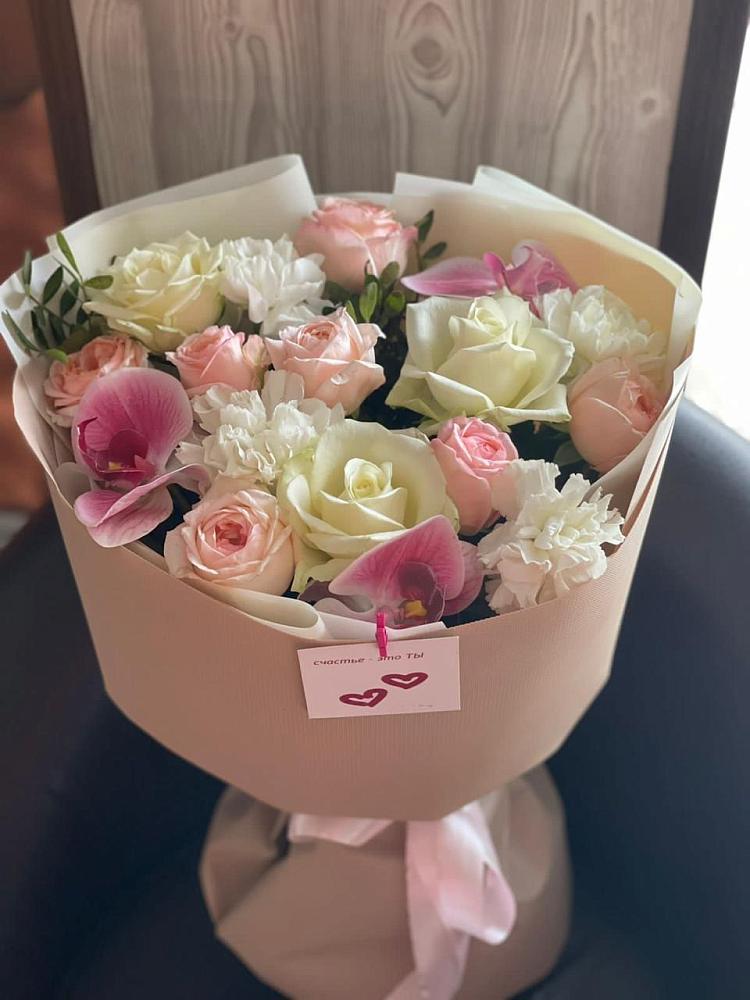 Букет цветов из: Орхидеи, Розы и Гвоздики в Серебряных Прудах