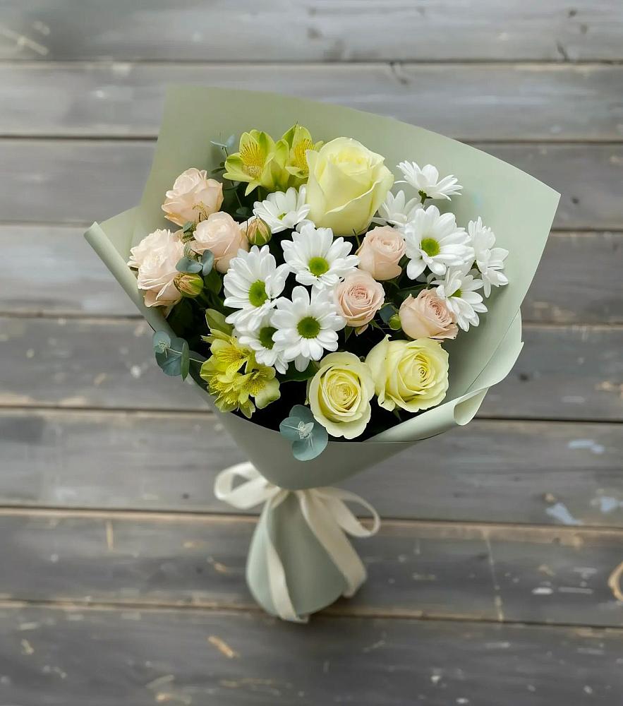 Букет цветов из: Альстромерии, Розы и Хризантемы в Серебряных Прудах