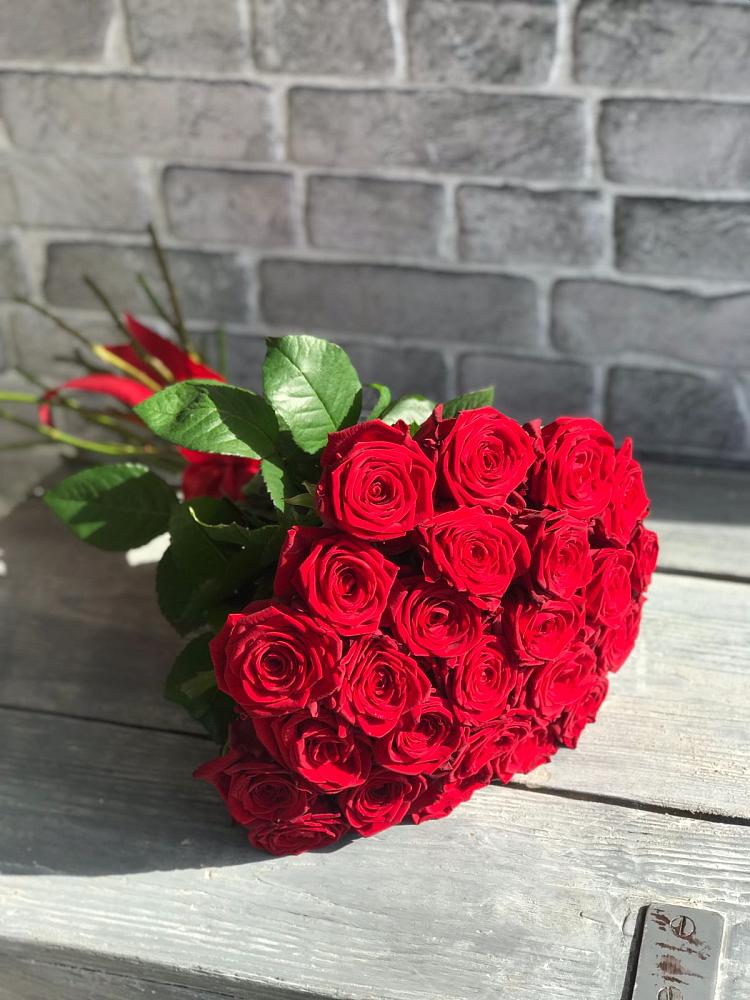 Букет Красные розы Фридом в Серебряных Прудах