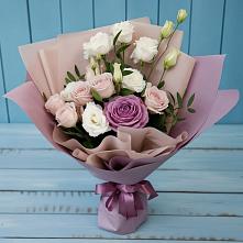 Букет цветов из:  Розы и Лизиантусы в Серебряных Прудах