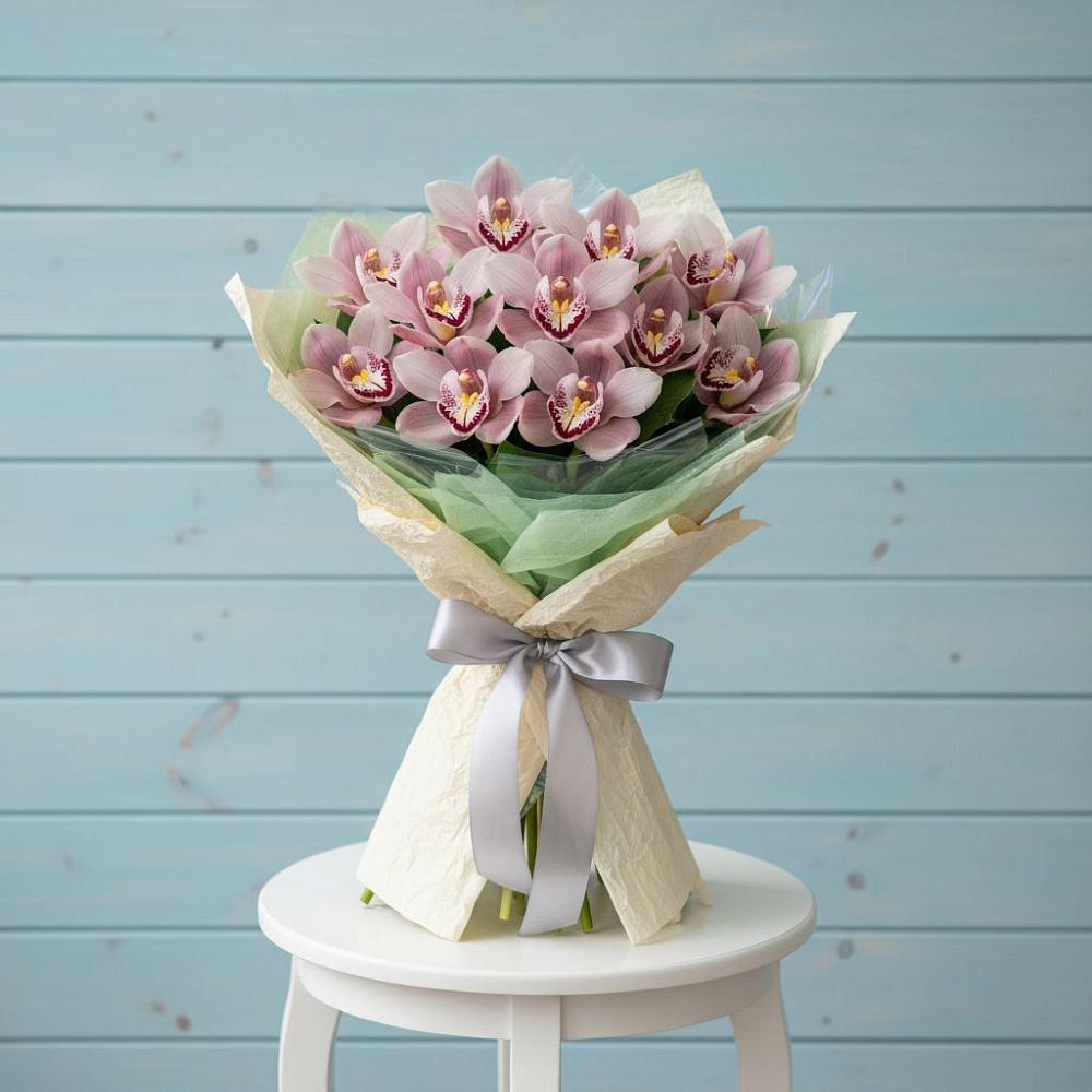 Букет цветов из: Орхидеи и Розы в Серебряных Прудах