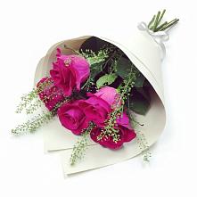 Букет цветов из:  Розы в Серебряных Прудах