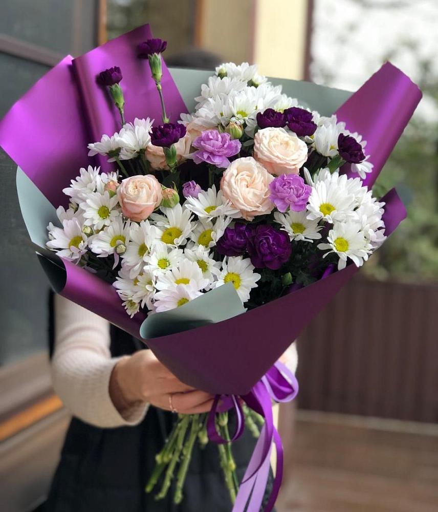 Букет цветов из: Хризантемы, Гвоздики и Розы в Серебряных Прудах