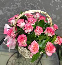 Цветочная композиция из Розы в корзине #REPLACE_PRED# Серебряных Прудах