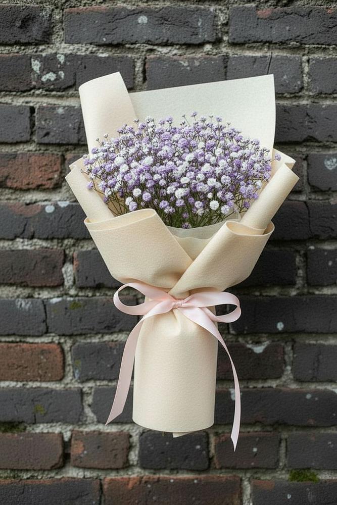 Букет цветов из: Гипсофила в Серебряных Прудах