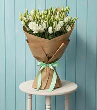 Букет цветов из:  Лизиантусы в Серебряных Прудах