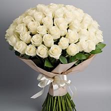 Букет 101 беля роза Белоснежка в Серебряных Прудах