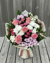 Букет цветов из:  Альстромерии, Гвоздики, Розы и Хризантемы в Серебряных Прудах