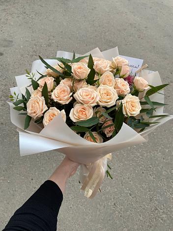 Букет Кремовые розы Латте в Серебряных Прудах
