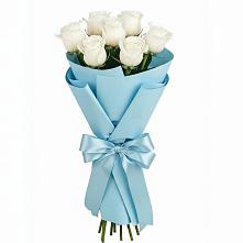 Букет 7 белых роз Проуд в Серебряных Прудах