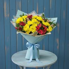 Букет цветов из:  Альстромерии и Хризантемы в Серебряных Прудах