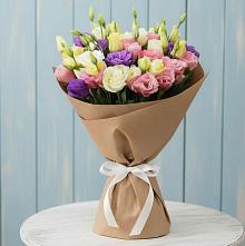 Букет цветов из:  Лизиантусы в Серебряных Прудах