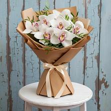 Букет цветов из:  Орхидеи и Розы в Серебряных Прудах